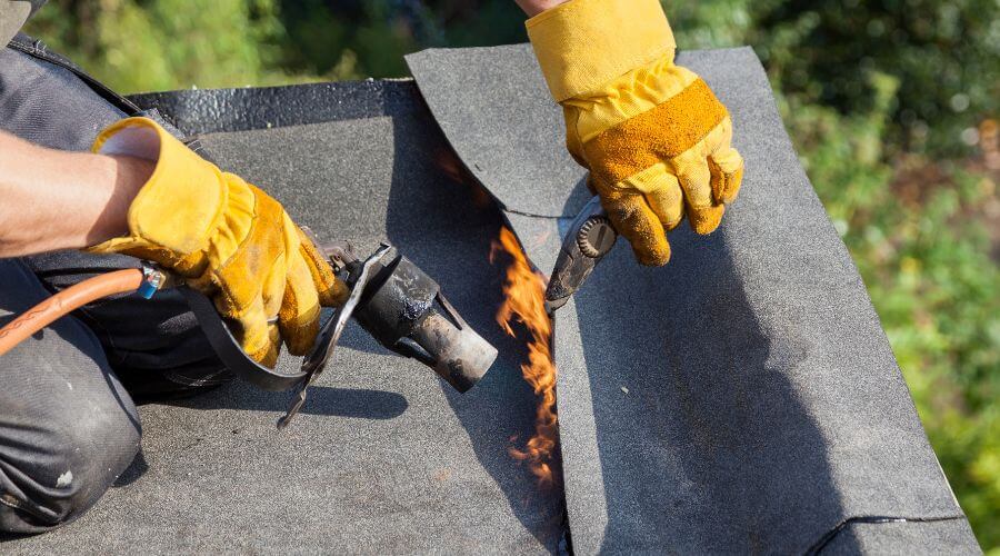 Professional gutter cleaning in Revere, MN